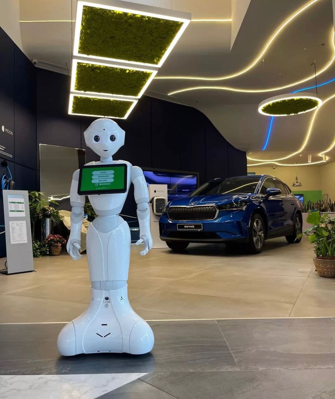 The Pepper robot - the perfect host at the launch of the first electric SUV ENYAQ iV